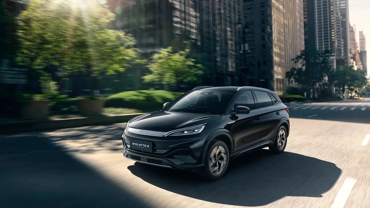 BYD Atto 3 thumbnail 2