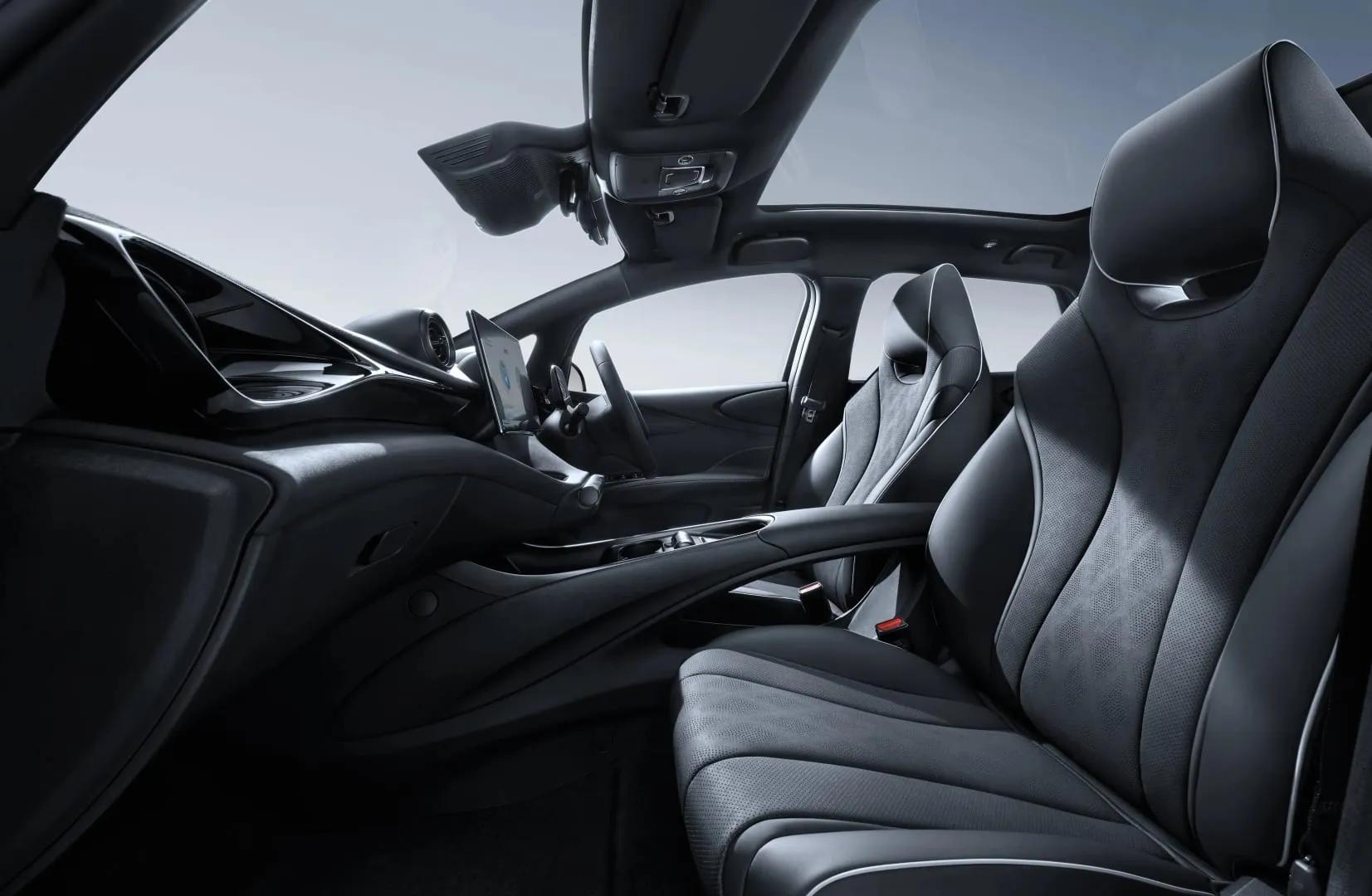 BYD Dolphin thumbnail 8