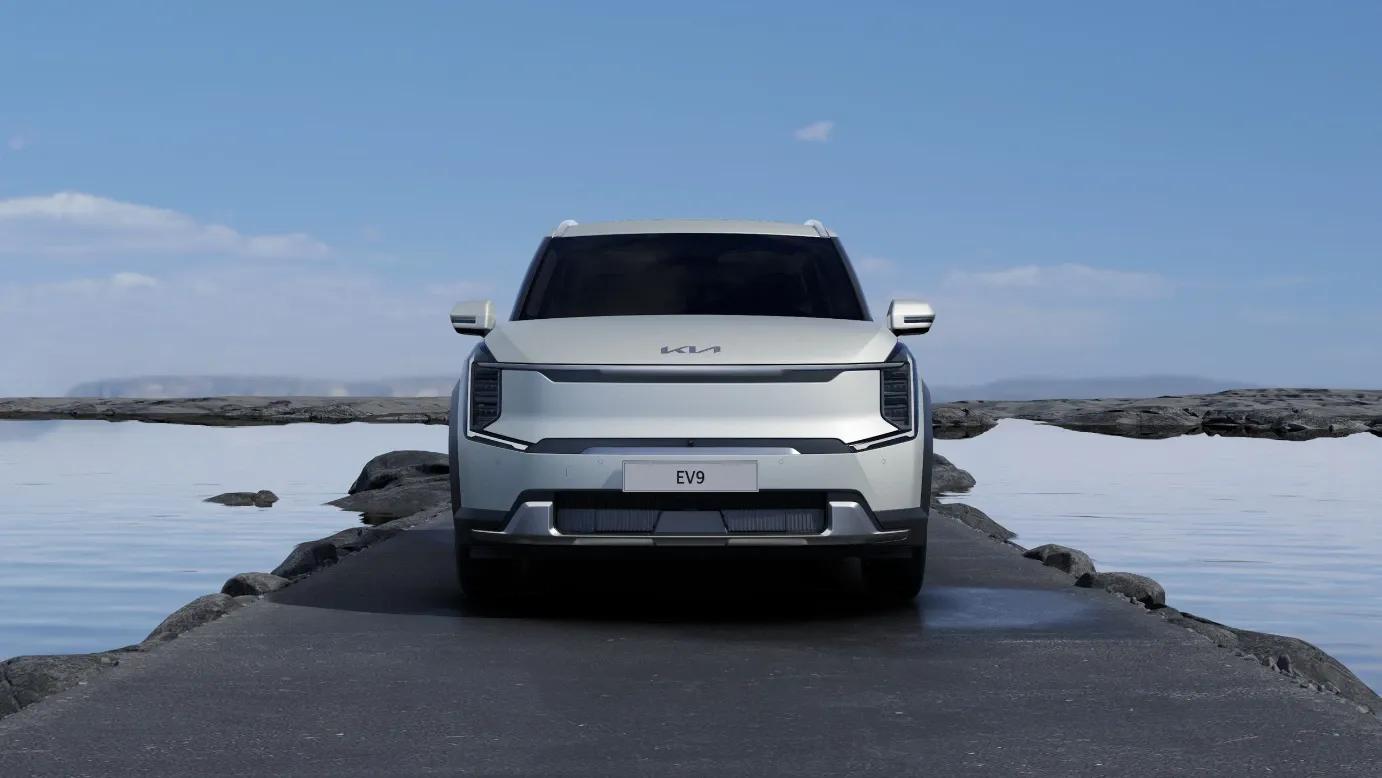 Kia EV9 thumbnail 3