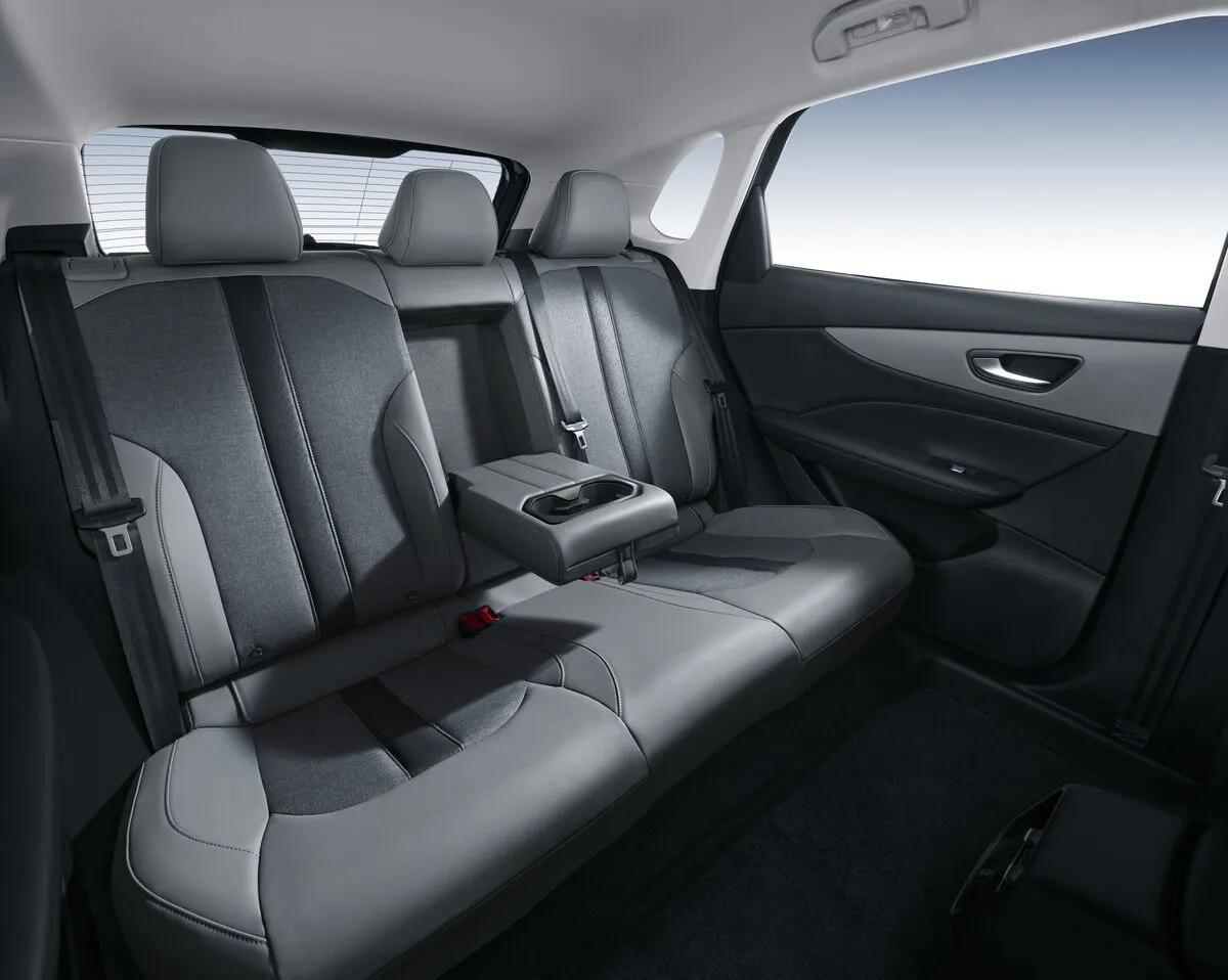 MGS5 EV thumbnail 11