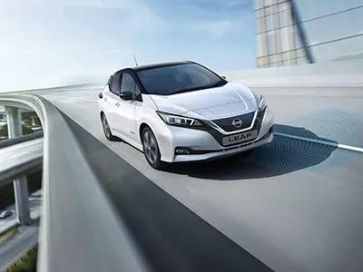 Nissan Leaf thumbnail 10
